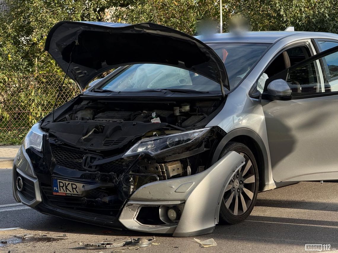 Łężany. Zderzenie osobówek na DK19