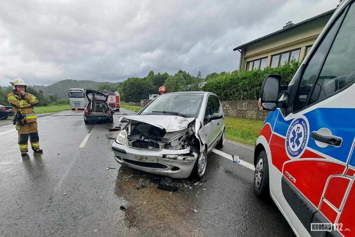 Lipowica/DK19. Mercedesem najechała na tył Audi. [AKTUALIZACJA]