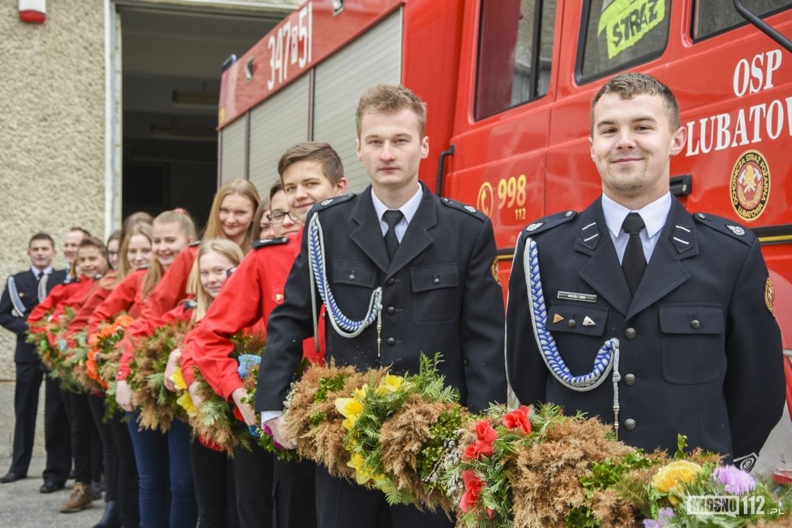 Lubatowa: Strażacy przygotowali palmę wielkanocną