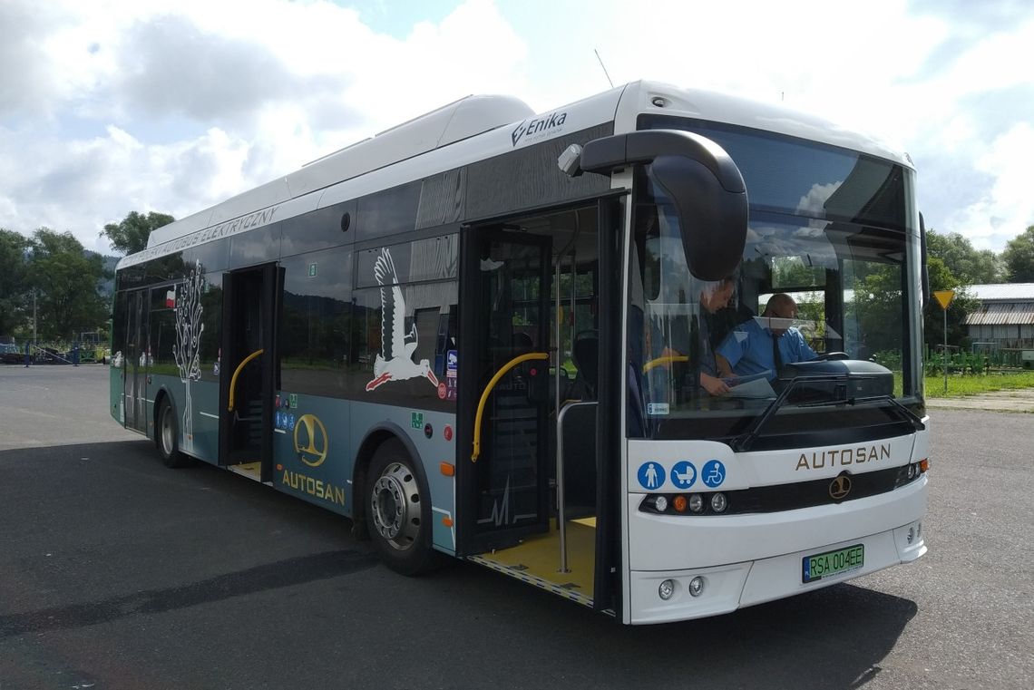 Miasto testuje kolejny autobus elektryczny. Będą darmowe kursy do Iwonicza-Zdroju i Rymanowa-Zdroju