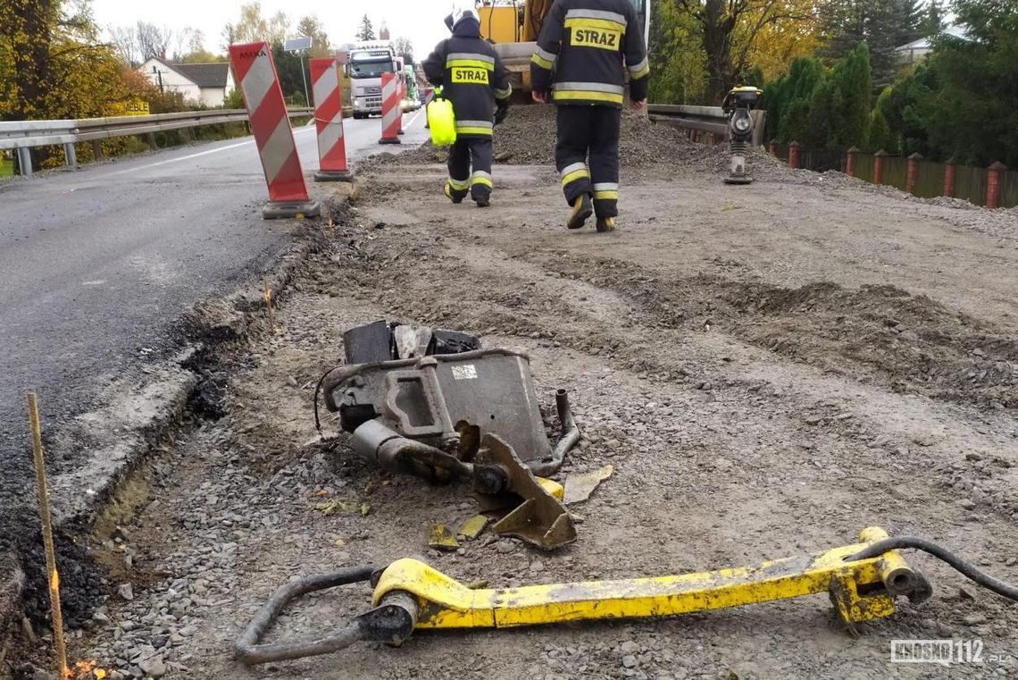 ? Miejsce Piastowe. Wjechał ciężarówką w maszynę na remontowanym odcinku DK19