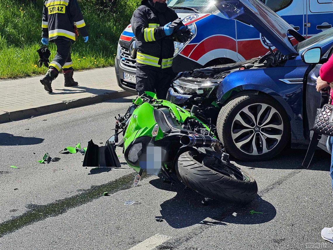 Miejsce Piastowe. Zderzenie motocyklistki z samochodem osobowym na DK19