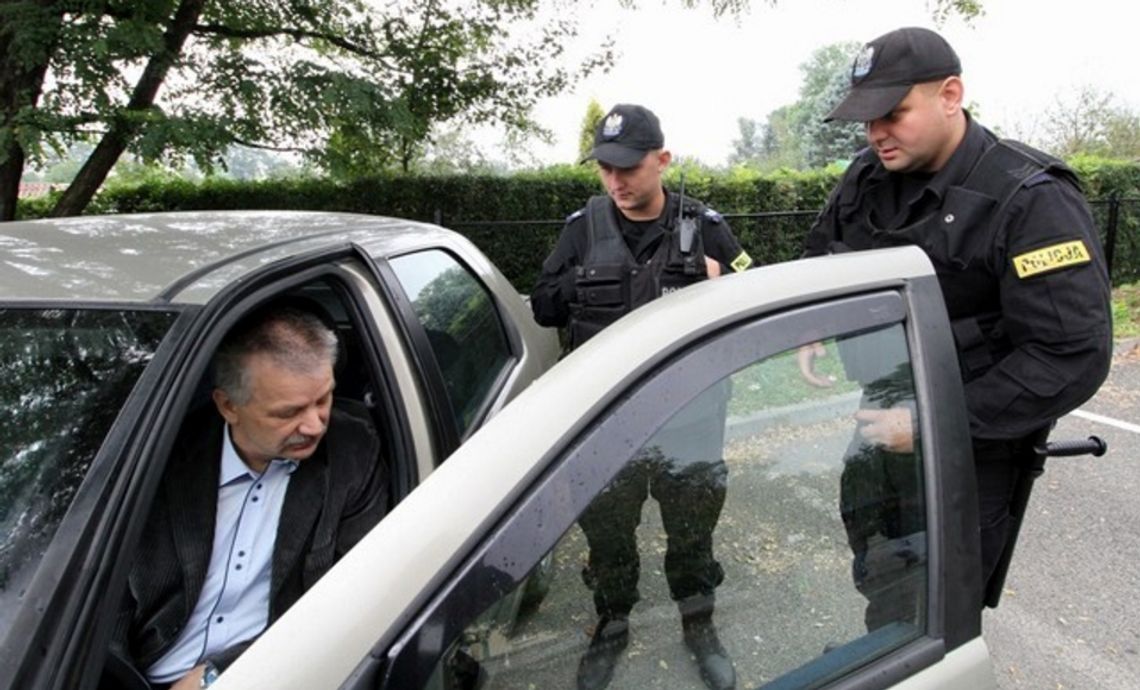 Miejskie ćwiczenia obronne dla policjantów z KMP w Krośnie