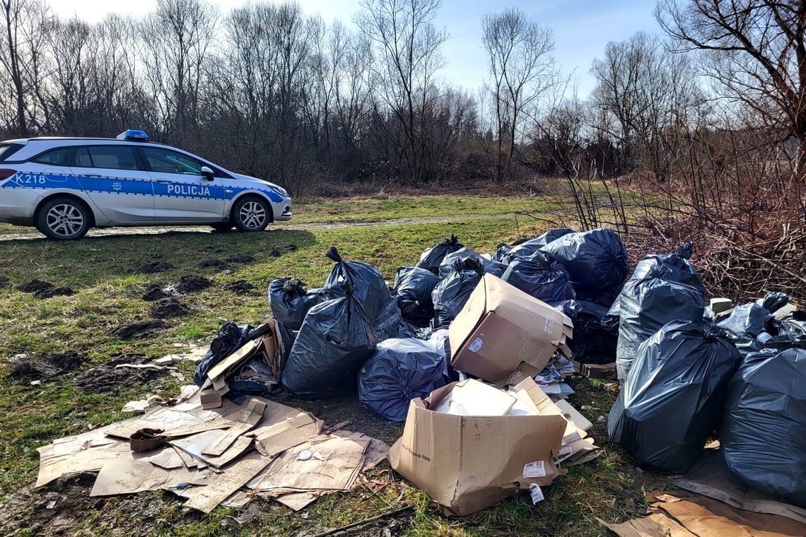 Mieszkaniec Krosna wyrzucił 600 kilogramów odpadów nad Jasiołką