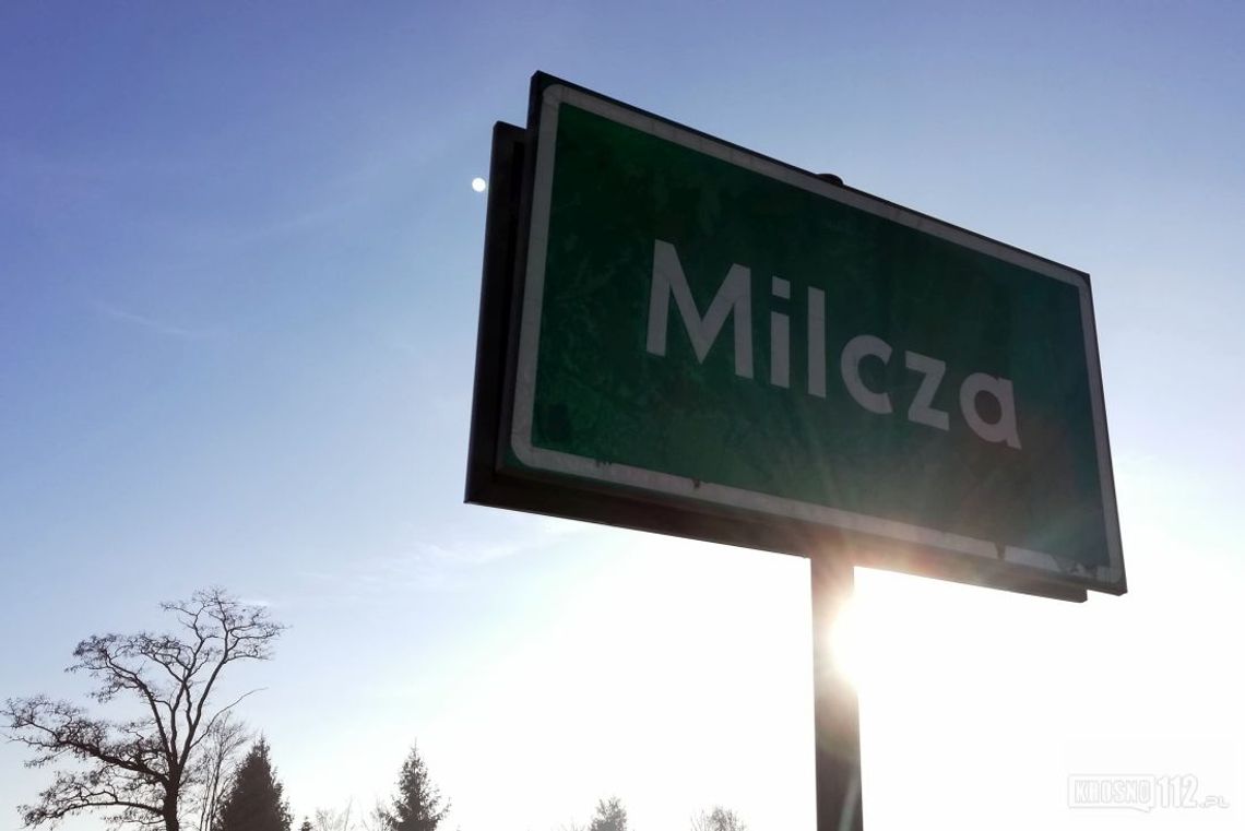 MILCZA: Ciało kobiety znalezione przy drodze