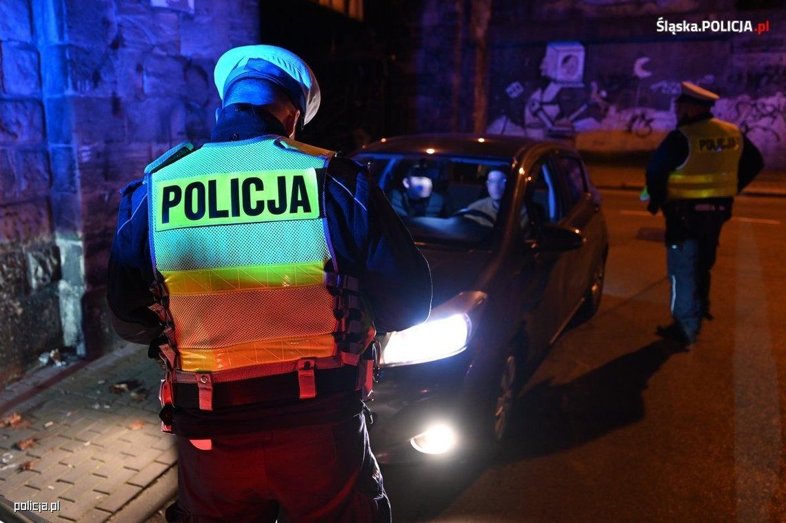 Ministerstwo informuje. Policjanci dostaną podwyżki. Tak samo jak Straż Graniczna i Straż Pożarna