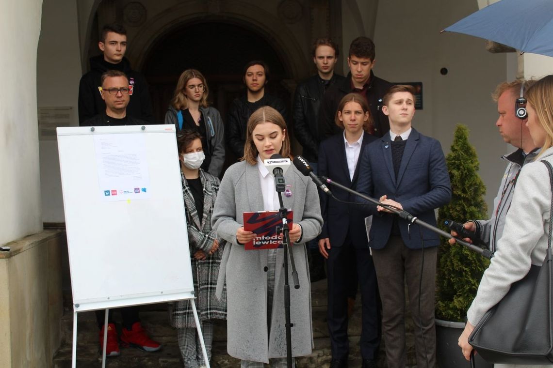 Młodzi chcą debatować. W Krośnie powstał komitet "Debata Młodych"