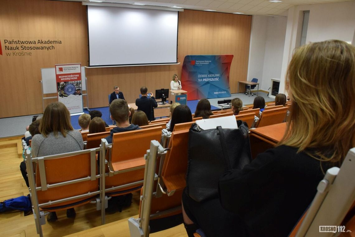 Młodzież z regionu rywalizowała w konkursie o bezpieczeństwie