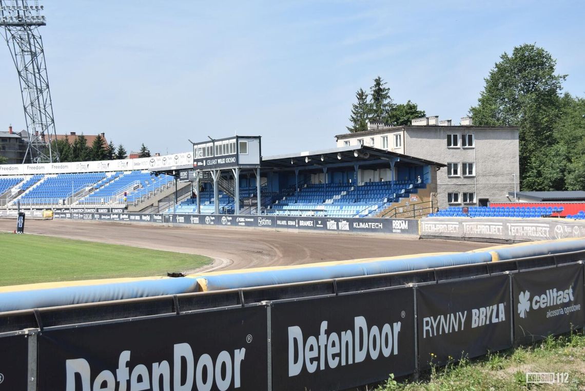 Modernizacja stadionu przy ul. Legionów w Krośnie. Radni zgodzili się na doinwestowanie kolejnego etapu