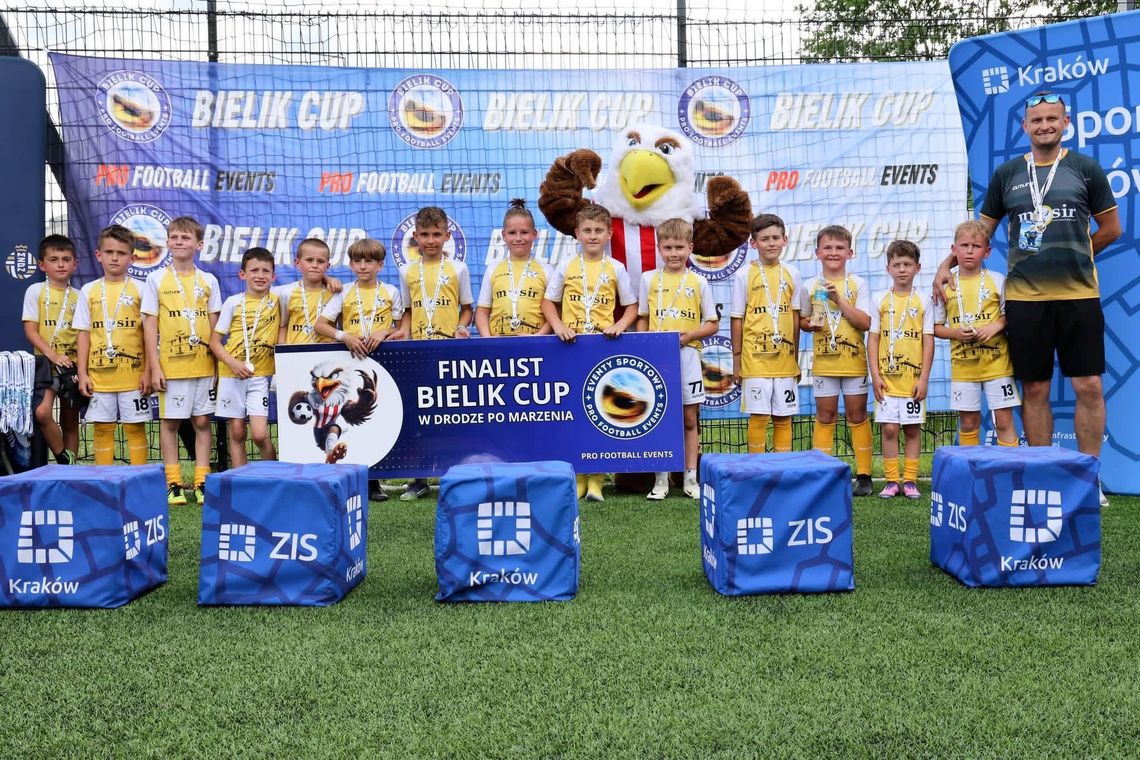 MOSiR Dukla w czołówce Polski. Młodzi piłkarze na prestiżowym Bielik Cup w Krakowie MOSiR Dukla w czołówce Polski. Młodzi piłkarze na prestiżowym Bielik Cup w Krakowie