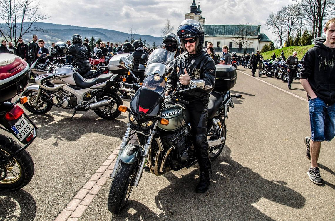 Motocykliści pomogą w leczeniu dziewczynek