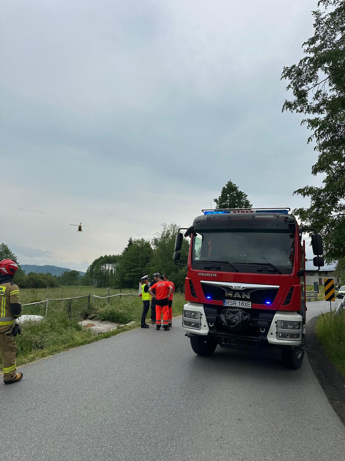 Motocyklista ciężko ranny w Lutczy. Hondą uderzył w przydrożny krzyż