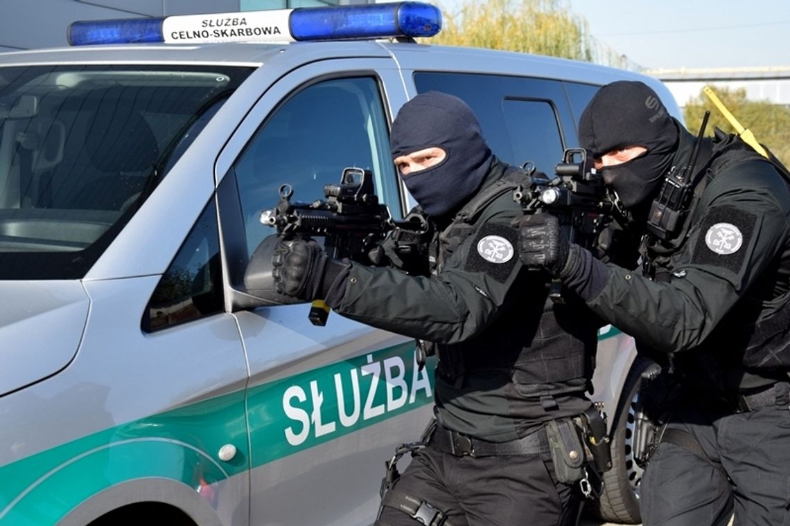 Może to Ty założysz mundur funkcjonariusza KAS?