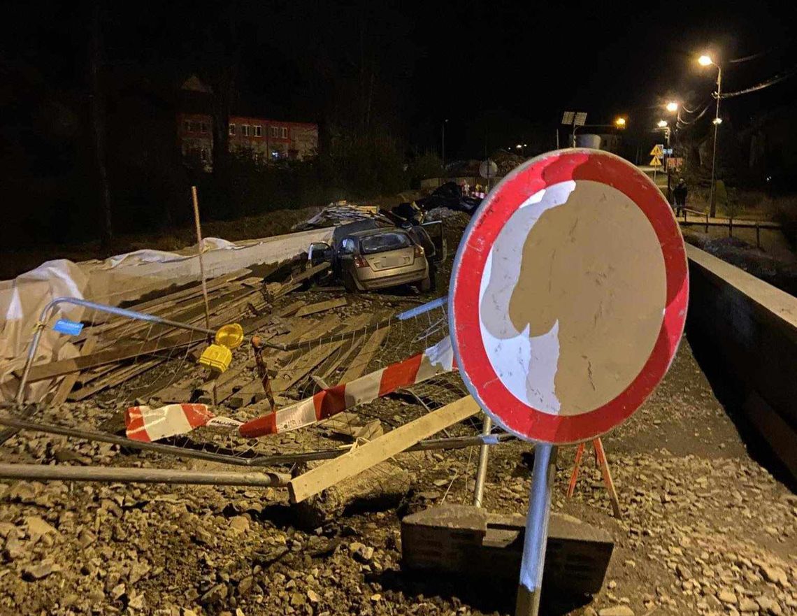 Nadolany. Pijany spowodował wypadek i uciekł zostawiając rannego pasażera.