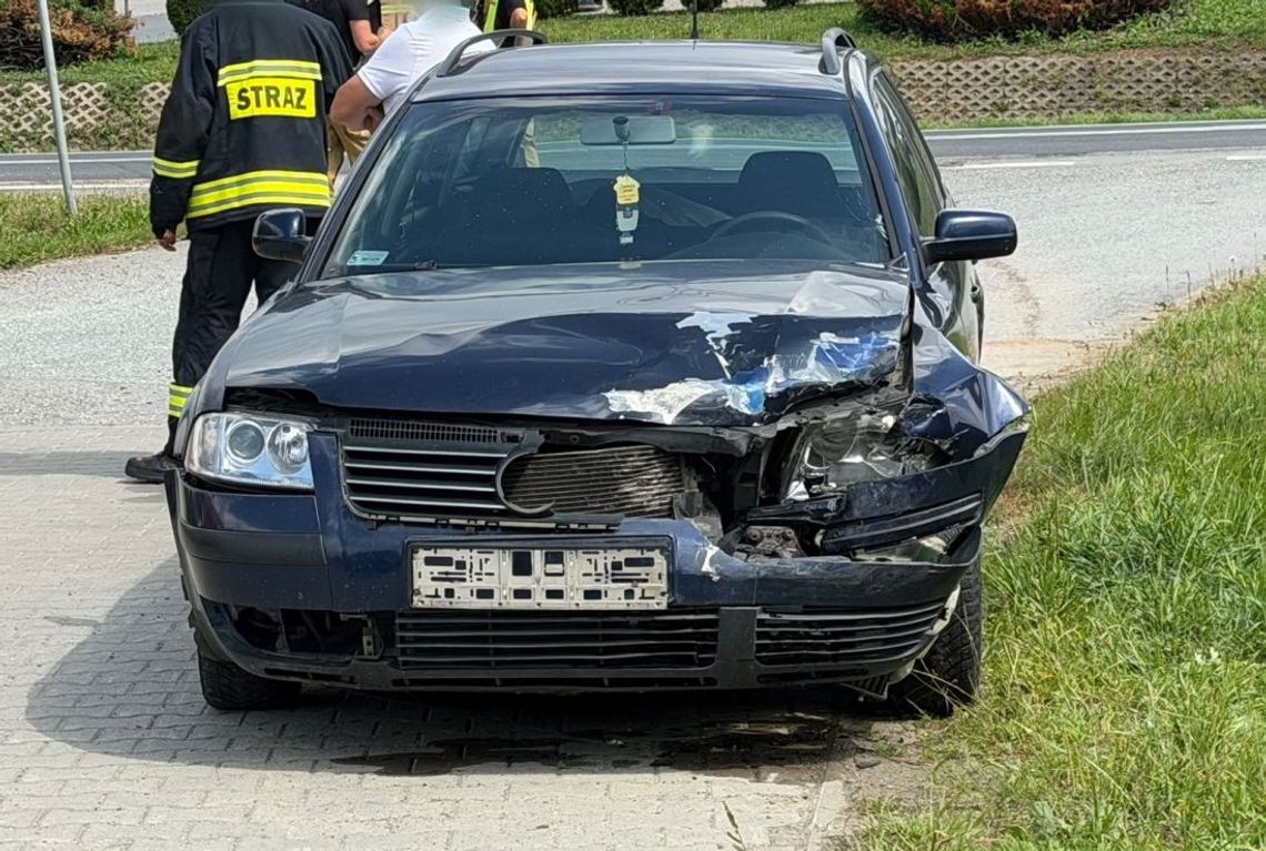 Najechanie pojazdów na DK28 w Moderówce Najechanie pojazdów na DK28 w Moderówce