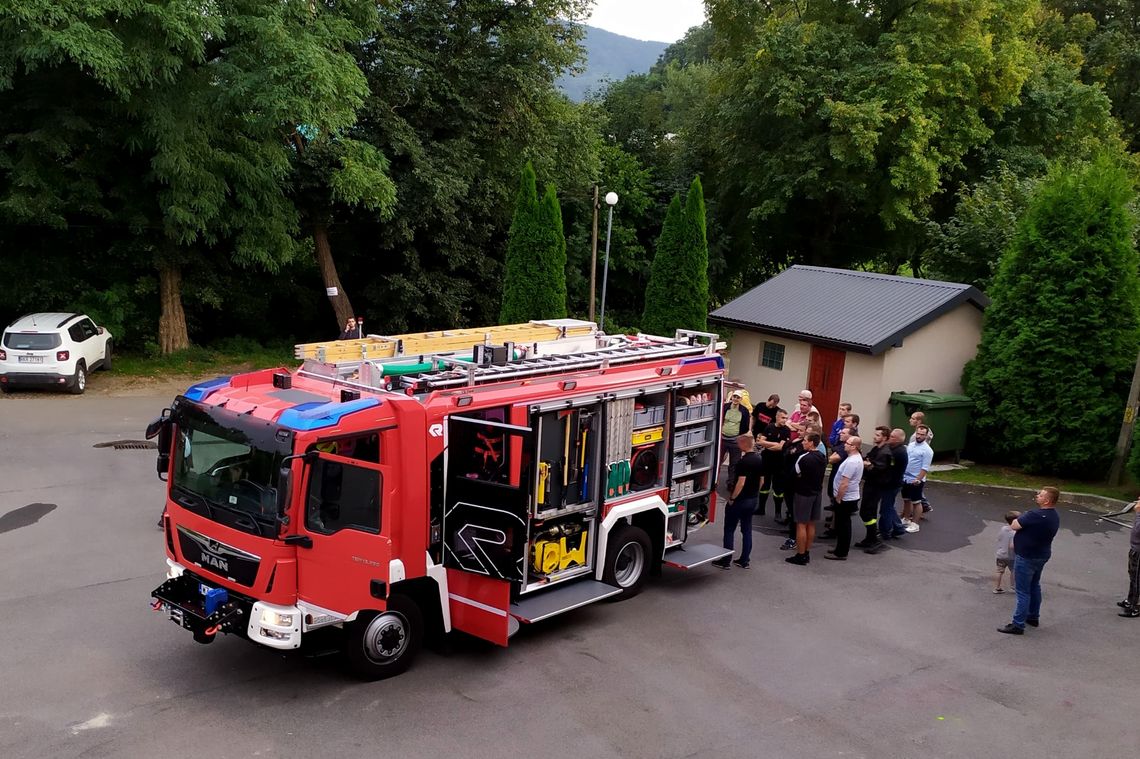 Najnowocześniejszy wóz firmy Rosenbauer zaprezentowany w OSP KSRG Dukla
