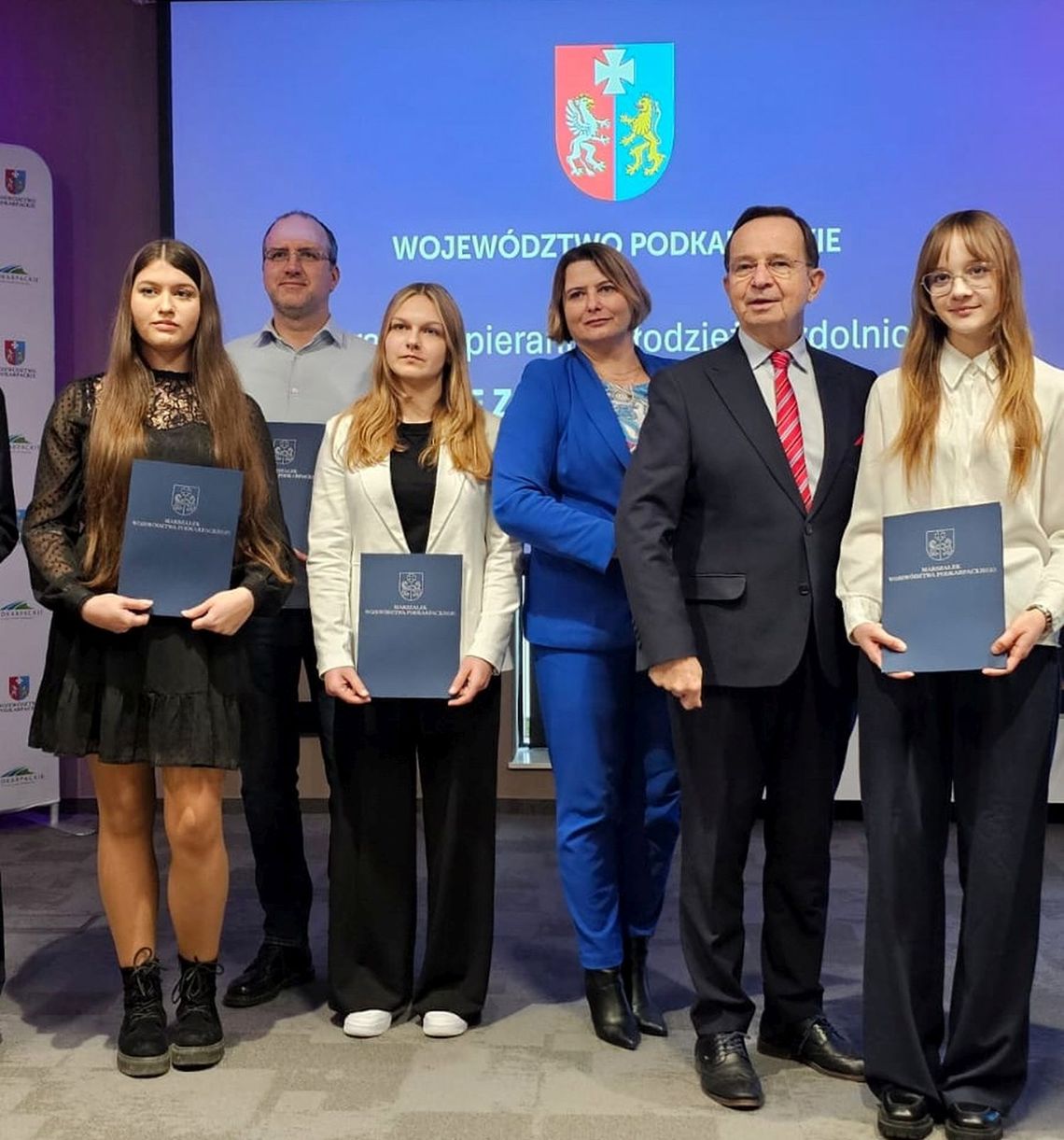 Najzdolniejsi uczniowie Podkarpacia wyróżnieni w programie „Nie zagubić talentu” Najzdolniejsi uczniowie Podkarpacia wyróżnieni w programie „Nie zagubić talentu”