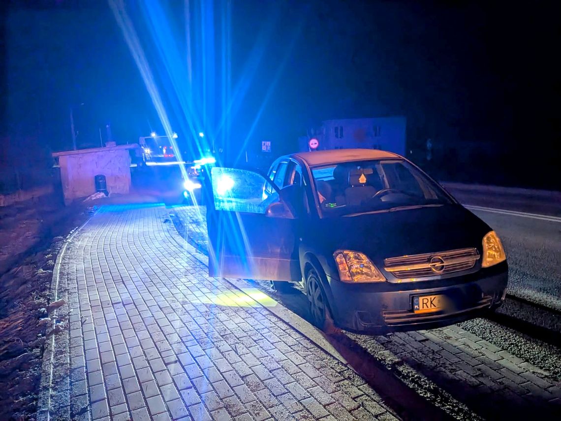 Nietrzeźwy 20-letni kierowca zatrzymany w Lipowicy przez Służbę Celno-Skarbową Nietrzeźwy 20-letni kierowca zatrzymany w Lipowicy przez Służbę Celno-Skarbową