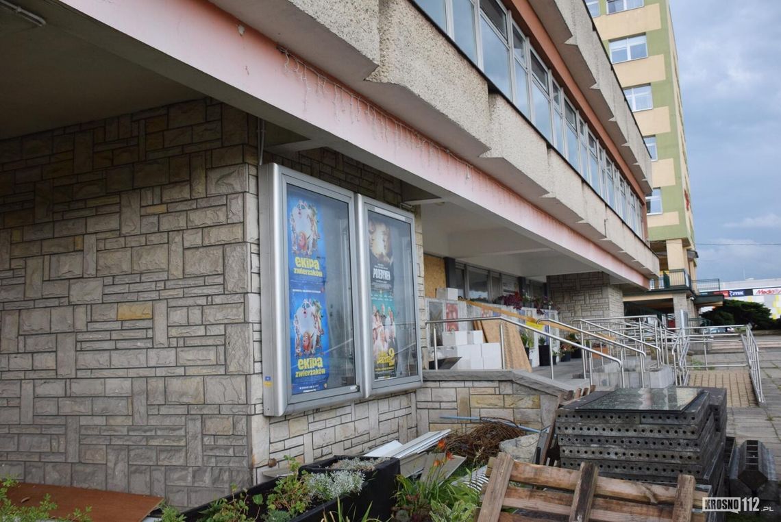 Nowa winda, udogodnienia dla widzów i projektor laserowy. Trwa modernizacja ArtKina