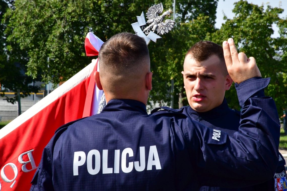 Nowo przyjęci policjanci złożyli ślubowanie