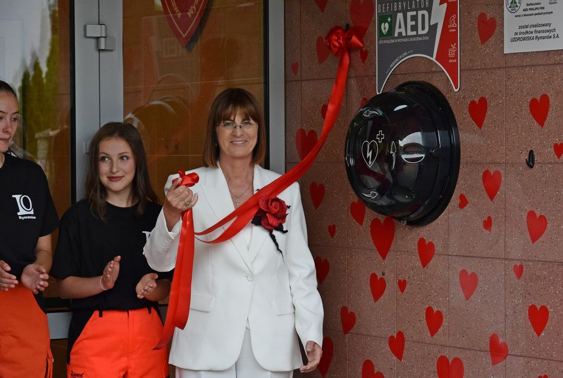 Nowy defibrylator AED w Liceum Ogólnokształcącym w Rymanowie