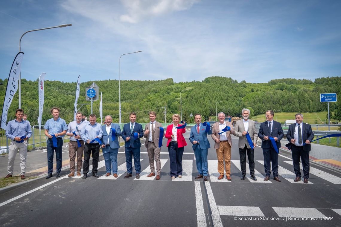 Nowy most i droga w Lutczy oficjalnie oddane do użytku