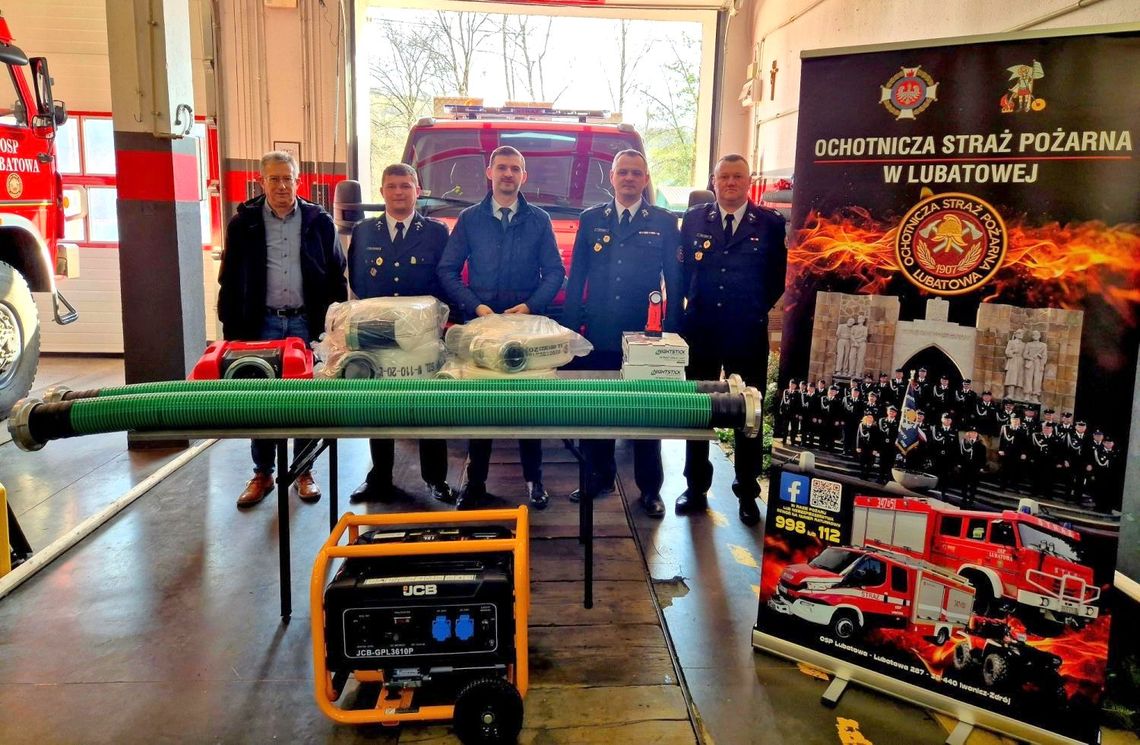 Nowy sprzęt dla druhów z Lubatowej. Wzmocnienie gotowości bojowej jednostki Nowy sprzęt dla druhów z Lubatowej. Wzmocnienie gotowości bojowej jednostki