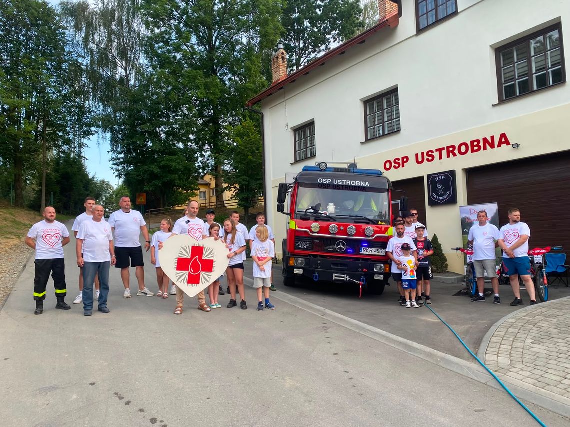 "Oddaję krew, bo kocham Polskę". Rodzinny piknik w Ustrobnej "Oddaję krew, bo kocham Polskę". Rodzinny piknik w Ustrobnej