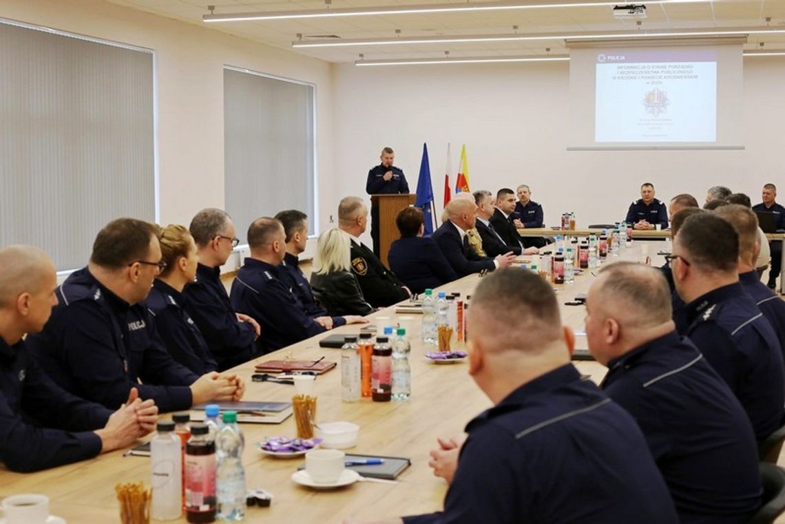 Odprawa w krośnieńskiej komendzie. Podsumowano rok pracy policjantów