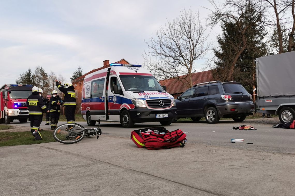 ODRZYKOŃ: Nieprzytomny rowerzysta na środku drogi