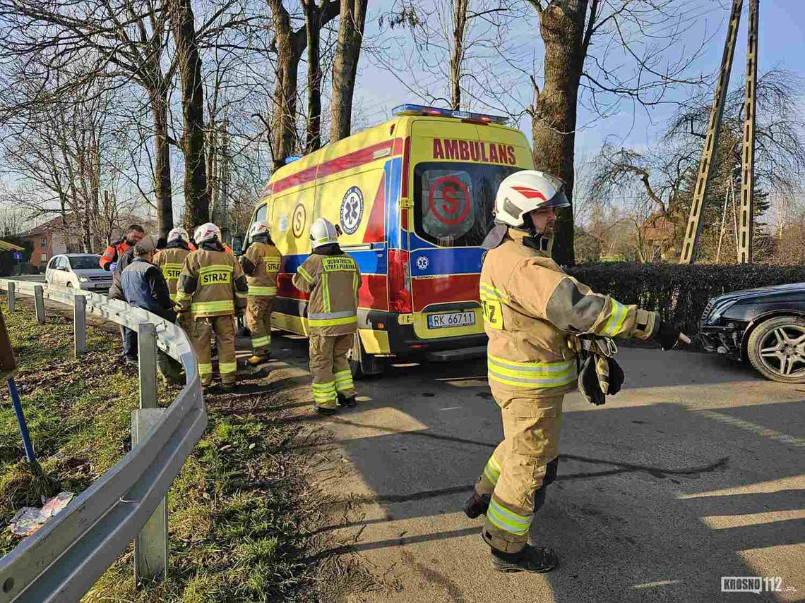 Odrzykoń. Zderzenie osobówki z motocyklem