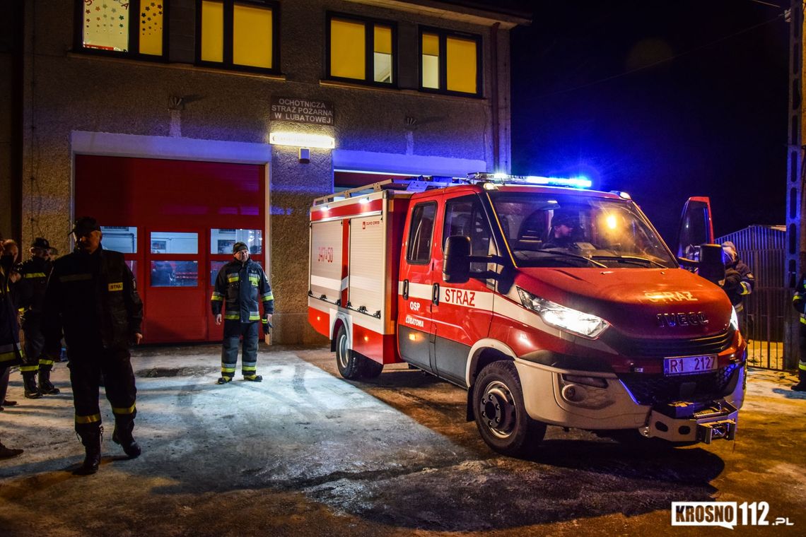 OSP Lubatowa: Strażacy powitali nowy samochód ratowniczo-gaśniczy