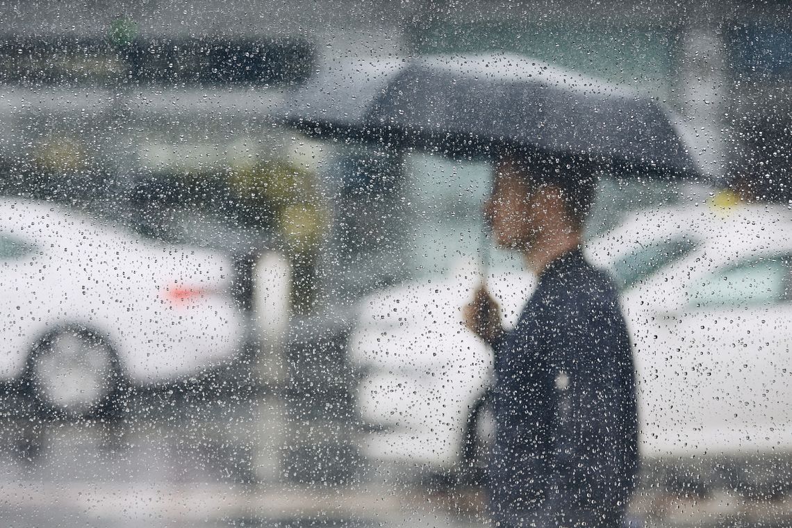 ? Ostrzeżenie METEO: Intensywne opady deszczu