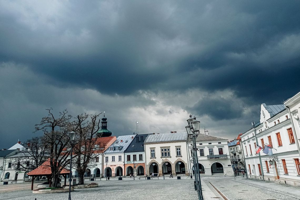 Ostrzeżenie METEO: Możliwe burze z gradem