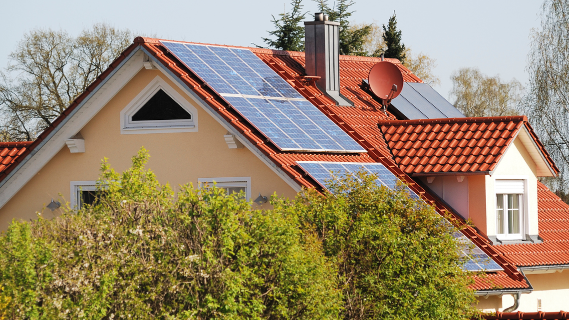 Oszuści pukają do drzwi. Sprawdź, kogo wpuszczasz na swoją posesję Oszuści pukają do drzwi. Sprawdź, kogo wpuszczasz na swoją posesję