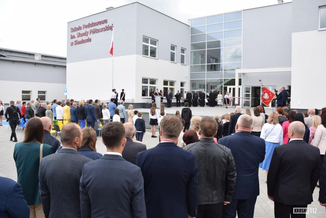 Otwarcie nowej Szkoły Podstawowej w Sieniawie. Zobaczcie zdjęcia