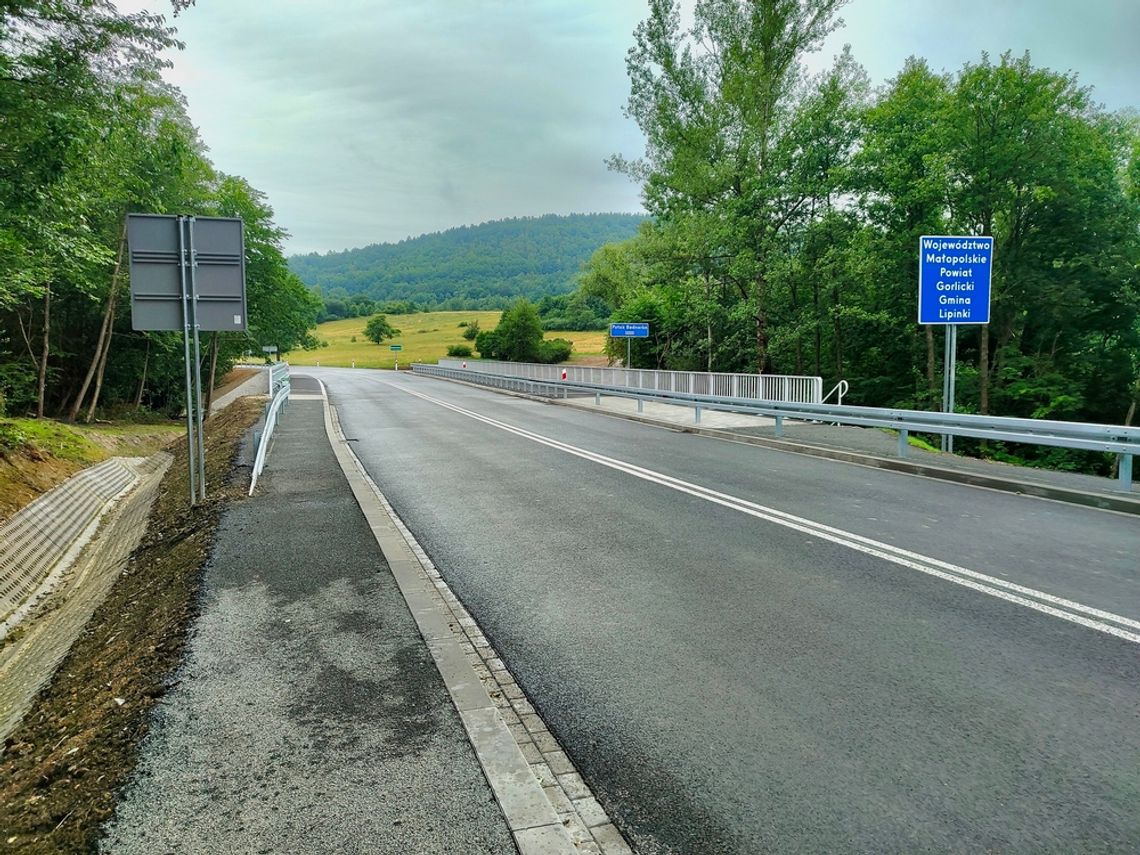 Otwarto wyremontowany most na trasie pomiędzy Duklą, a Gorlicami Otwarto wyremontowany most na trasie pomiędzy Duklą, a Gorlicami