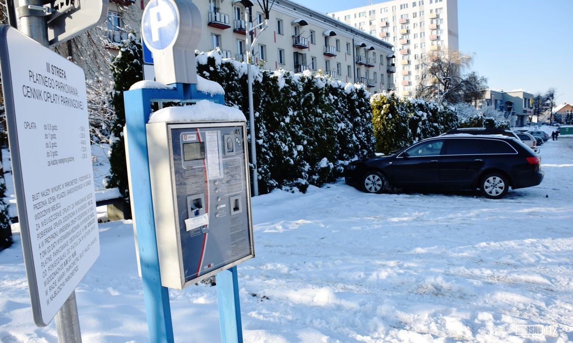 Parking przy ul. Krakowskiej będzie darmowy? Chcą tego mieszkańcy osiedla Tysiąclecia