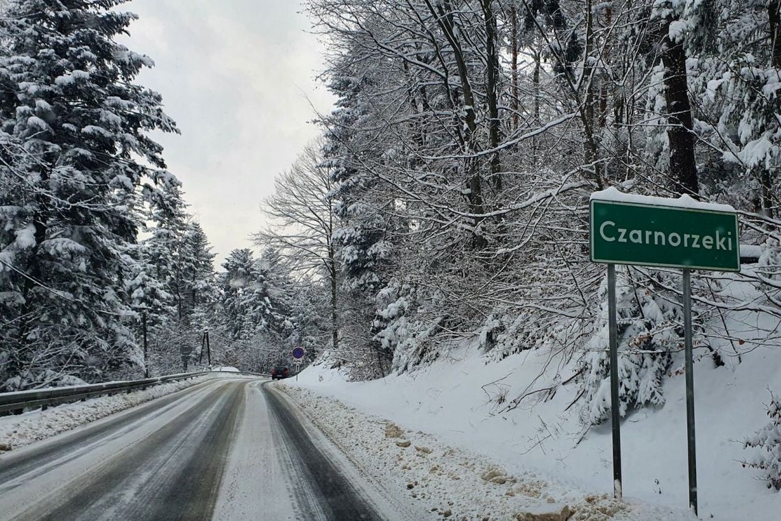 Piękna zima w Czarnorzekach. Gotowe są trasy biegowe