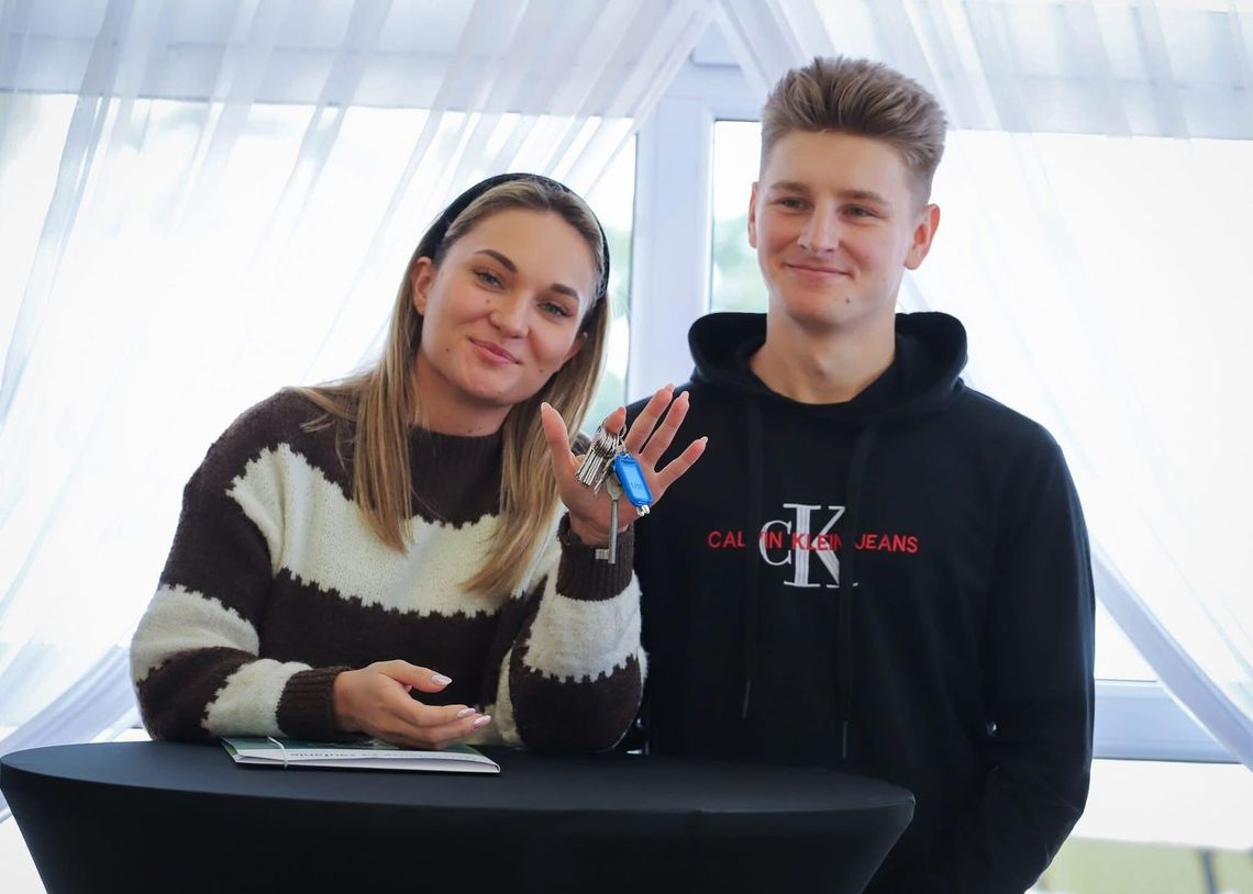 Pierwsi mieszkańcy odebrali klucze do nowych mieszkań w Niżnej Łące Pierwsi mieszkańcy odebrali klucze do nowych mieszkań w Niżnej Łące