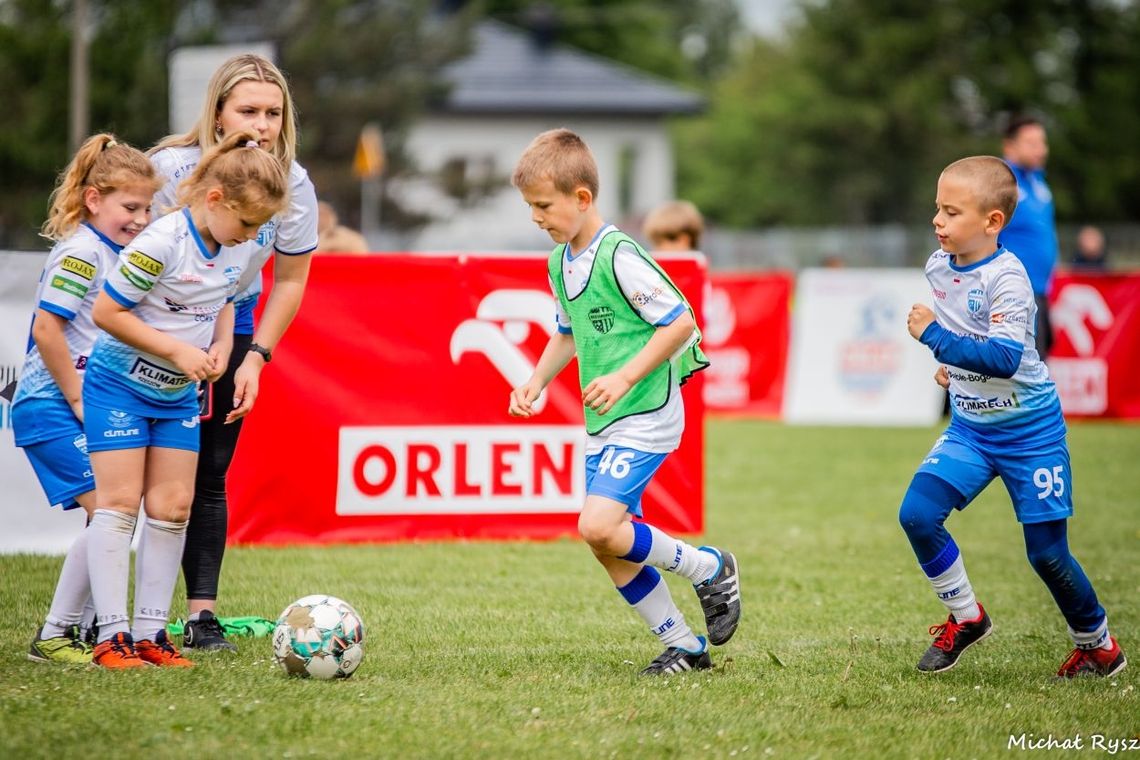 Piłkarskie święto w Rogach! Dzieciaki zagrały w festiwalu „ORLEN Beniaminek Soccer Schools Liga”!