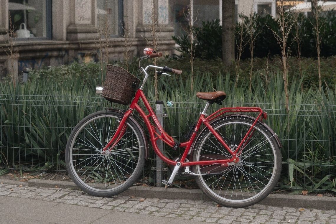 Plaga kradzieży rowerów w Krośnie. Policja apeluje: zabezpiecz swój rower!