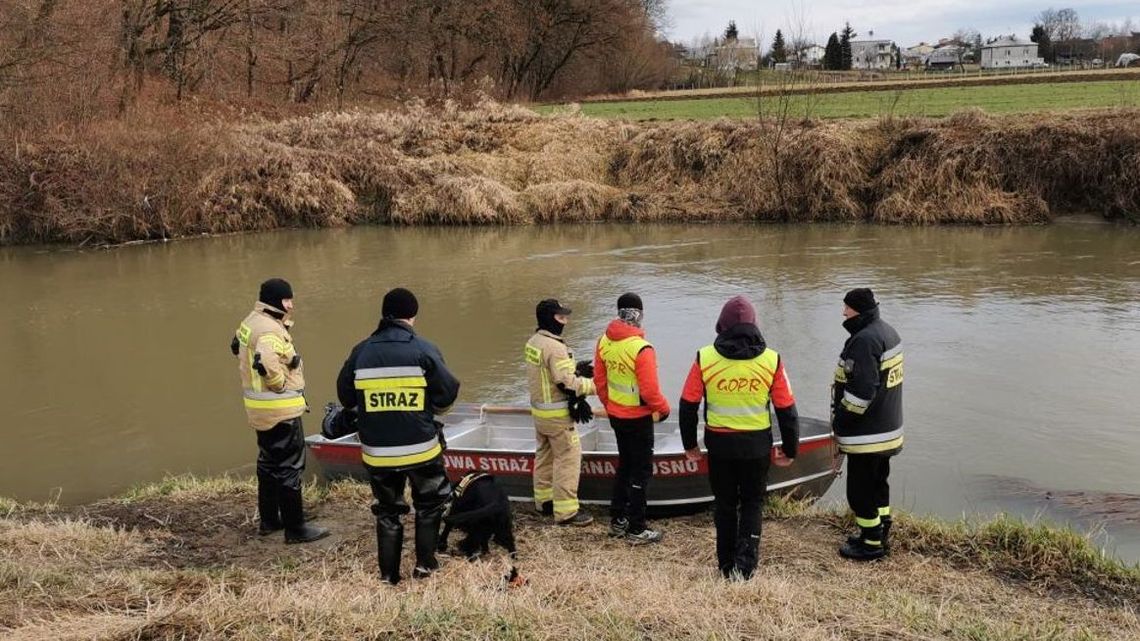 Podkarpacie. Tragedia podczas spływu pontonem. Nie żyje 47-latek