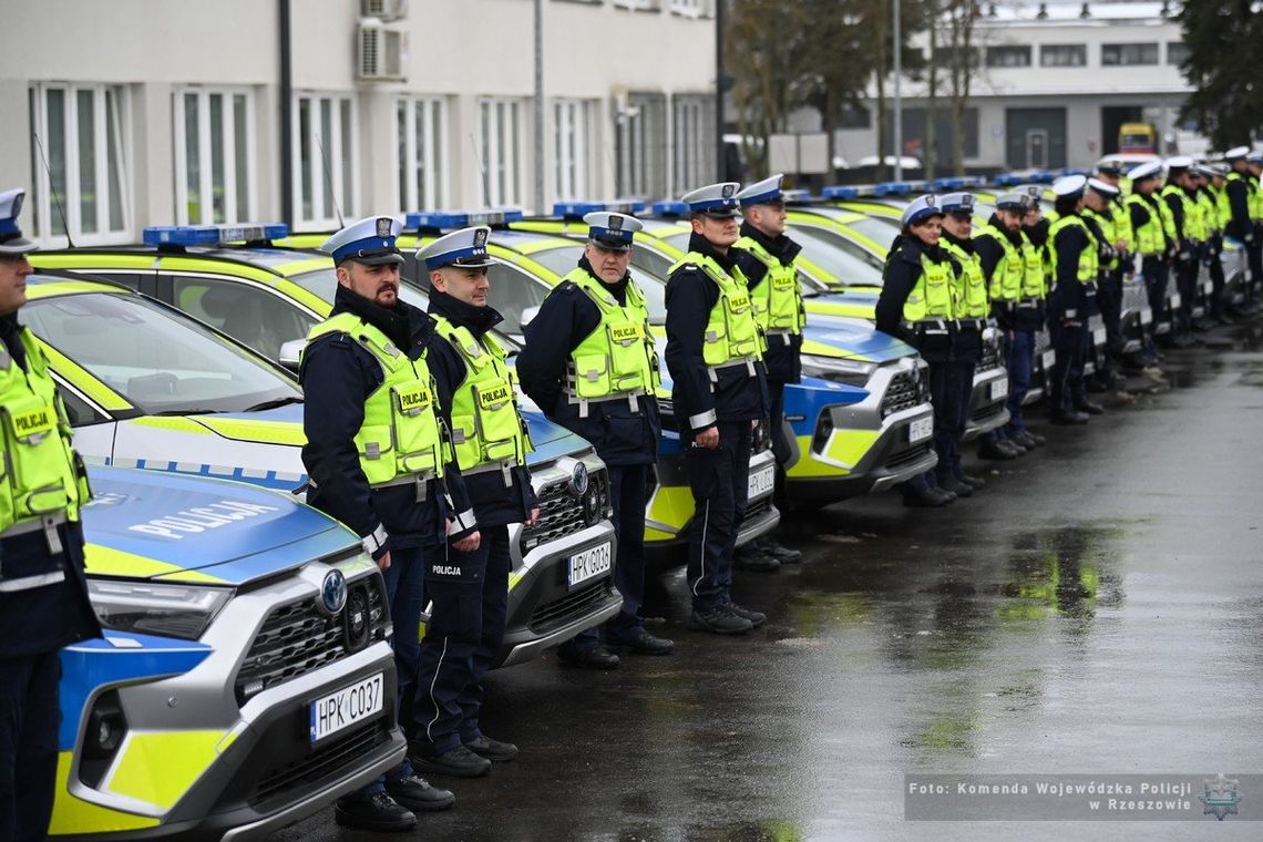 Podkarpacka Policja z nowymi radiowozami