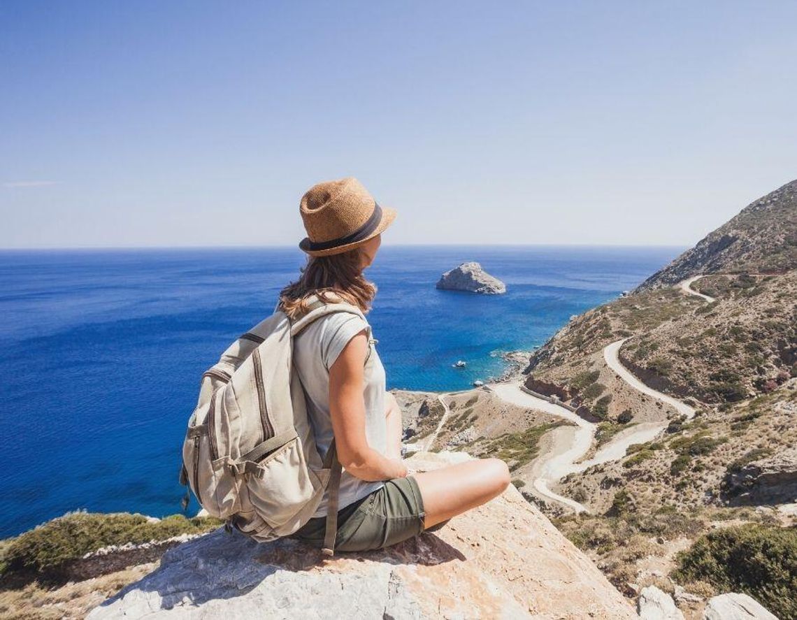 Podróżniczy boom. Polacy znów ruszyli w świat Podróżniczy boom. Polacy znów ruszyli w świat
