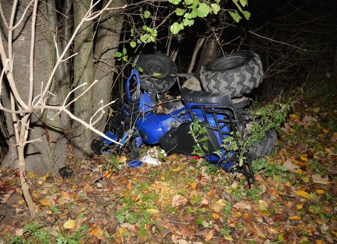 Podróżowali quadem bez kasków - mieli wypadek. 18-latka walczy o życie