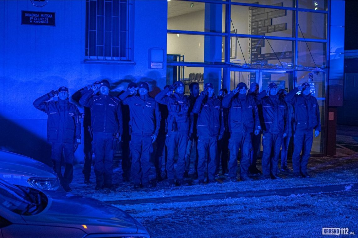 Policjanci KMP Krosno oddali hołd tragicznie zmarłym kolegom