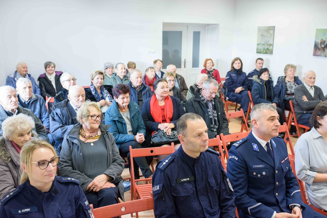 Policjanci spotkali się z seniorami w Korczynie