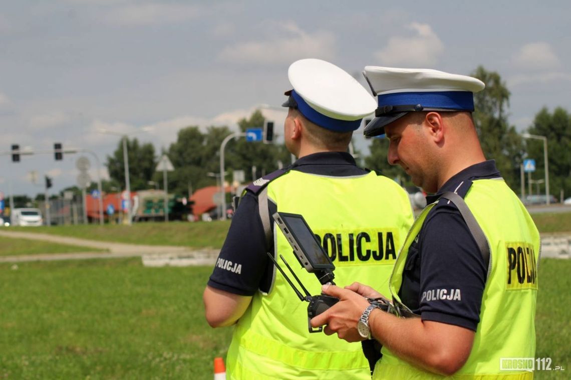 Policyjny dron unosił się nad DK19. Zarejestrował 15 wykroczeń [WIDEO]