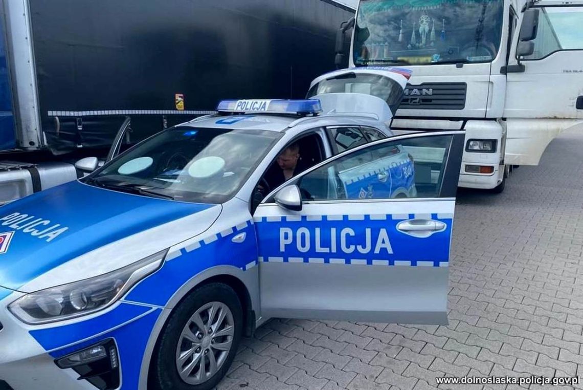 Posypały się mandaty. Nowy zakaz kierowcy na razie maja za nic [VIDEO]